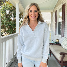 Load image into Gallery viewer, Collar Grey Pullover