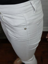 Load image into Gallery viewer, White Mid Rise Jeans FINAL ALE - TwoTwentyTwo Market