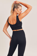 Load image into Gallery viewer, Seamless Hybrid Ribbed Sports Bra - TwoTwentyTwo Market