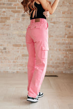 Load image into Gallery viewer, Peggy High Rise Cargo Straight Jeans in Pink
